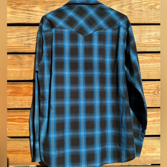 Wrangler Pearl snap Western style Plaid Long sleeve shirt - Picture 5 of 6